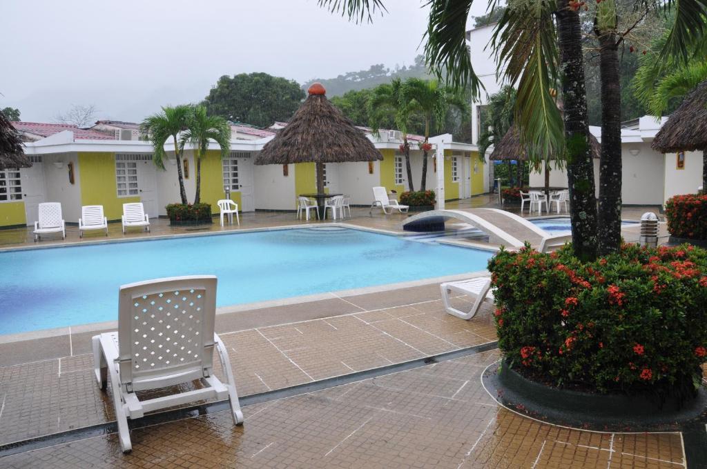 Santa Barbara Hotel Country Villavicencio Exterior foto